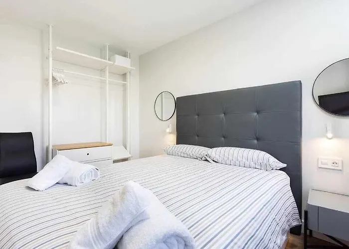 Sunnyland Martianez 3 Apartment *