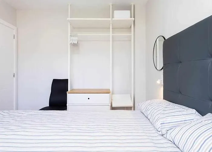 Sunnyland Martianez 3 Apartment *