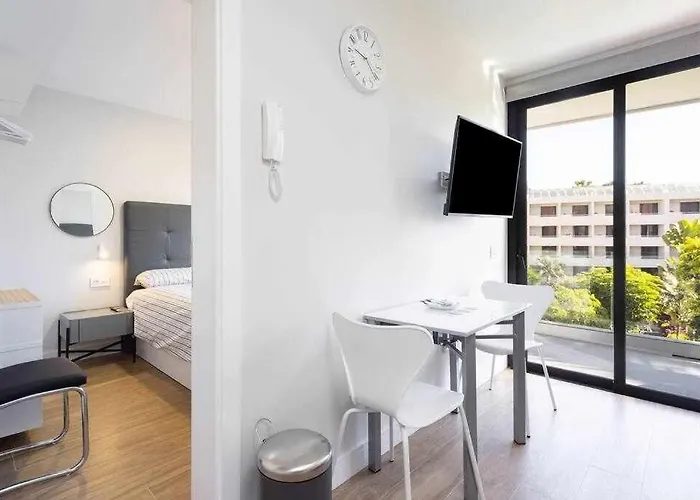 Sunnyland Martianez 3 Apartment *